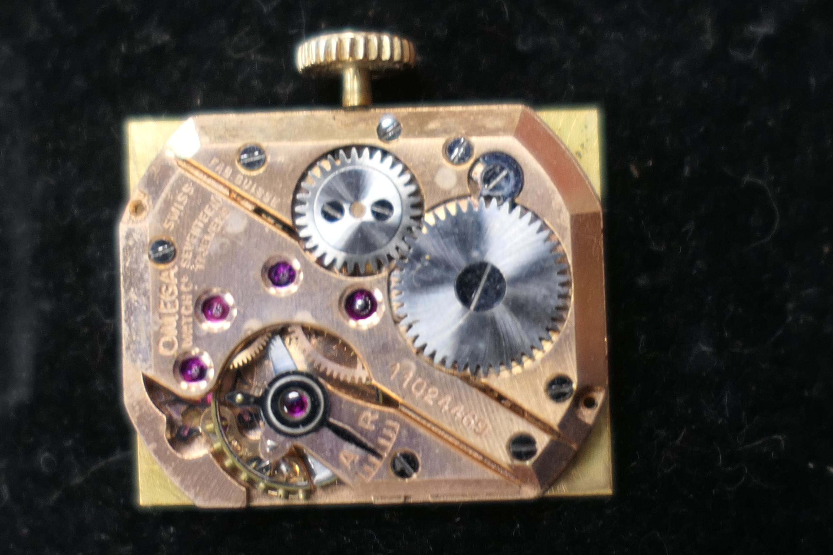 Boucheron, Paris, 14ct gold gent's Reflet wristwatch, 22mm rectangular dial with dot square - Image 5 of 13