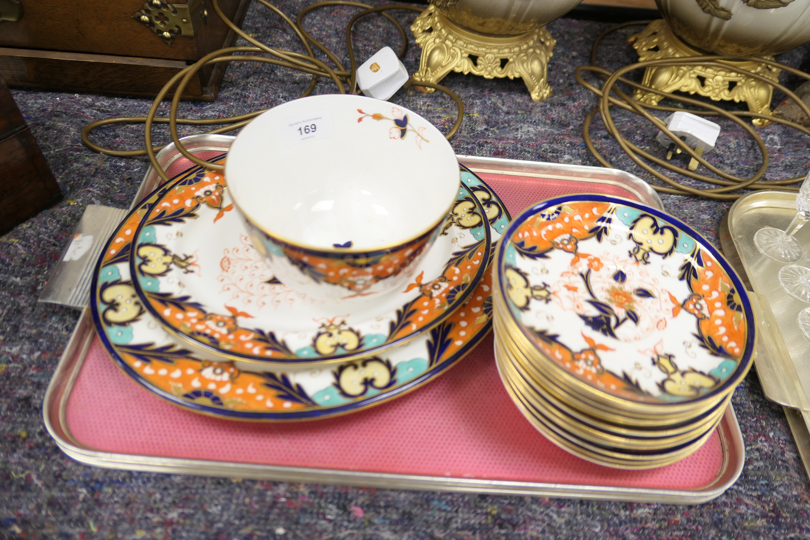 Davenport imari patterned tea and dessert service, late 19th Century, decorated in Japonesque - Image 2 of 5