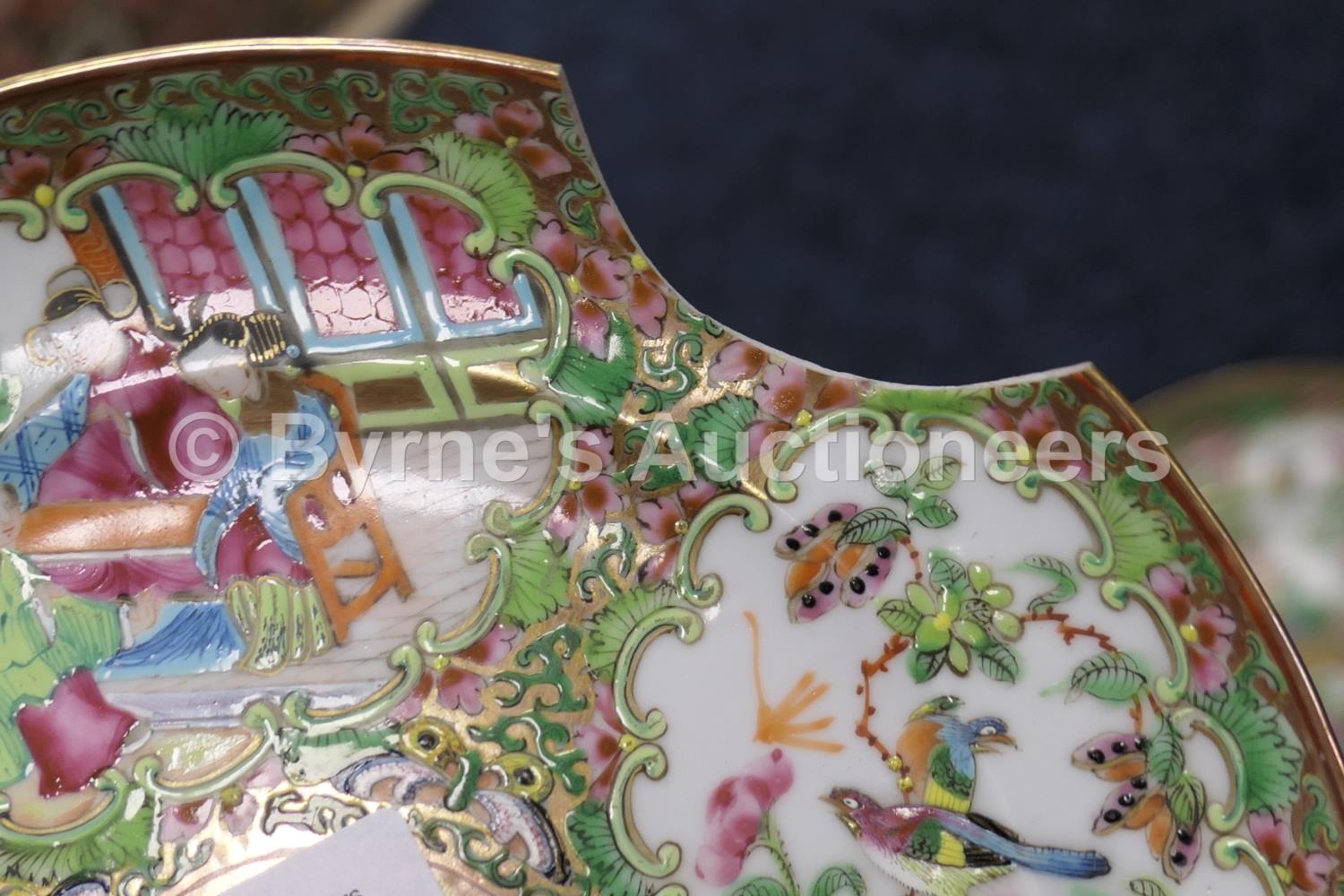 Chinese Canton famille rose dessert service, early 19th Century, typically decorated with panels - Image 6 of 8