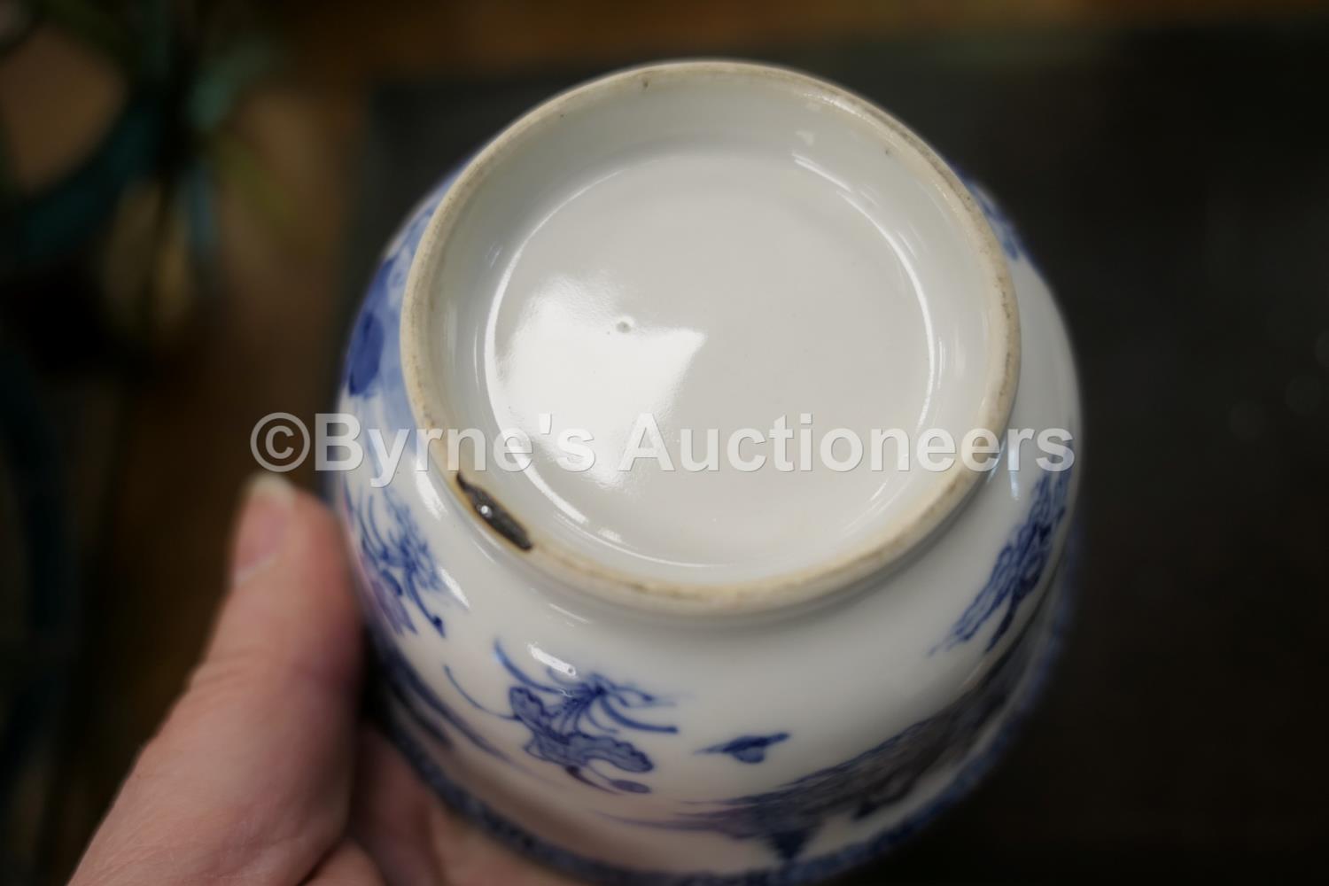 Chinese blue and white teapot and cover, early 19th Century (with damages), height 16.5cm; also a - Image 10 of 17