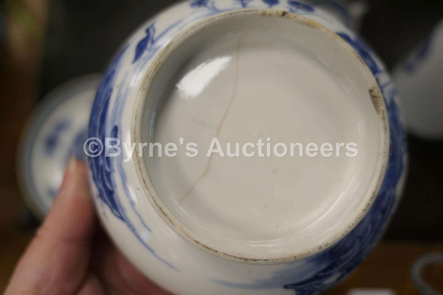 Chinese blue and white teapot and cover, early 19th Century (with damages), height 16.5cm; also a - Image 15 of 17