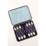 Set of twelve Victorian silver teaspoons, maker RM/EH, Sheffield 1886, each with ball terminal,
