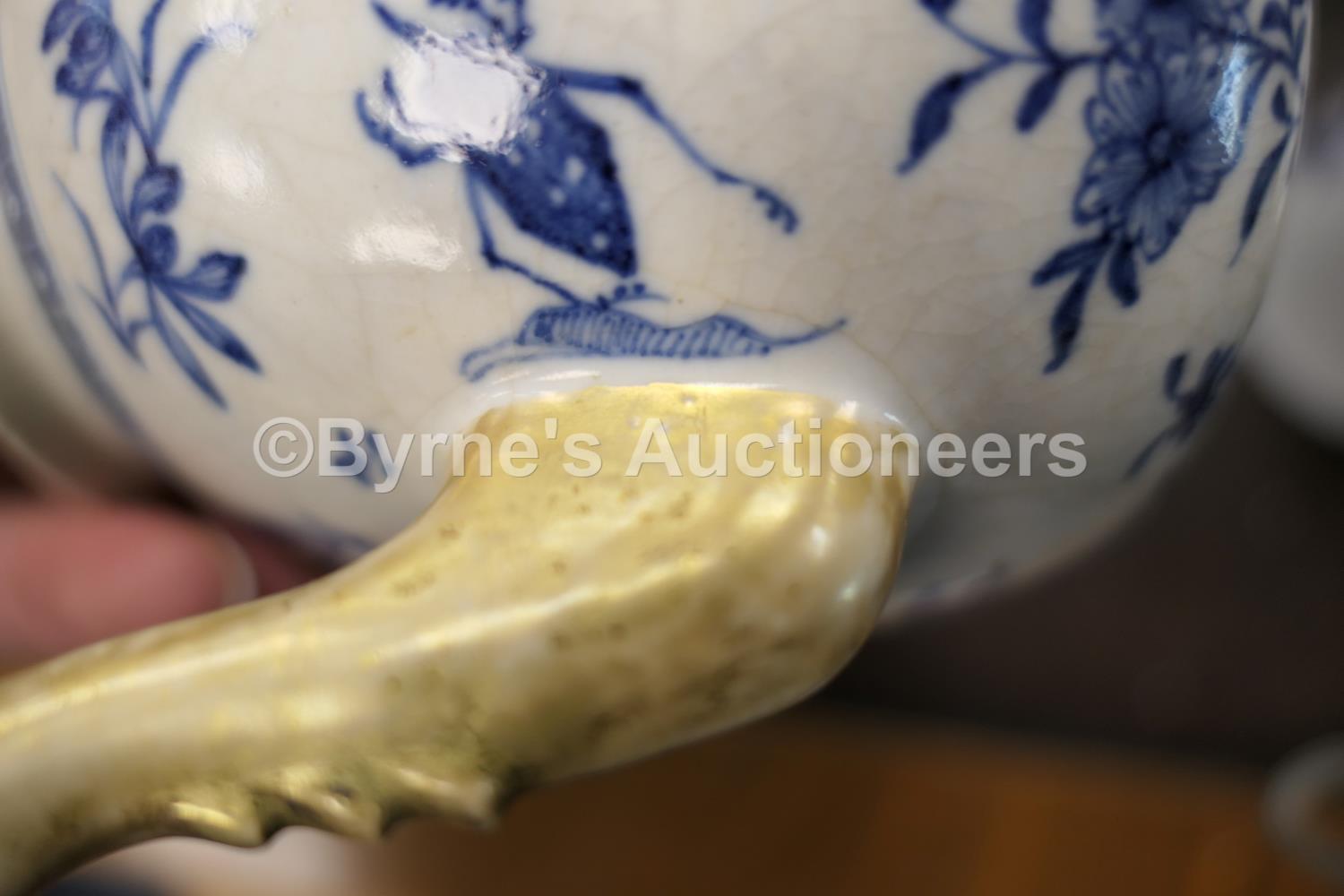 Chinese blue and white teapot and cover, early 19th Century (with damages), height 16.5cm; also a - Image 3 of 17