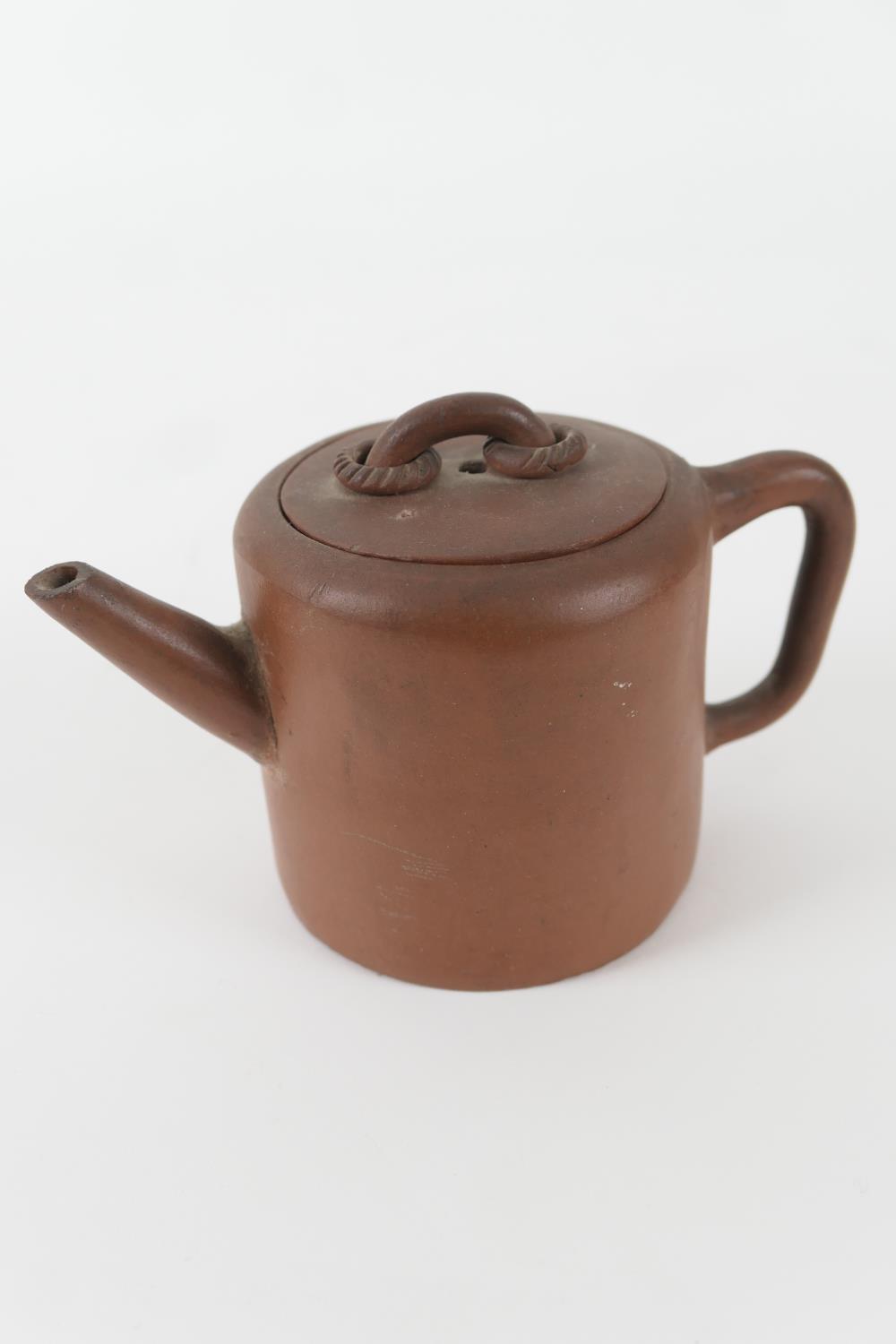 Chinese Yixing teapot, late 19th/early 20th Century, straight sided form, the handle with two