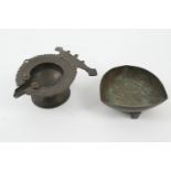 Southern Indian bronze oil lamp, traditional circular form with chevron decoration, over a domed