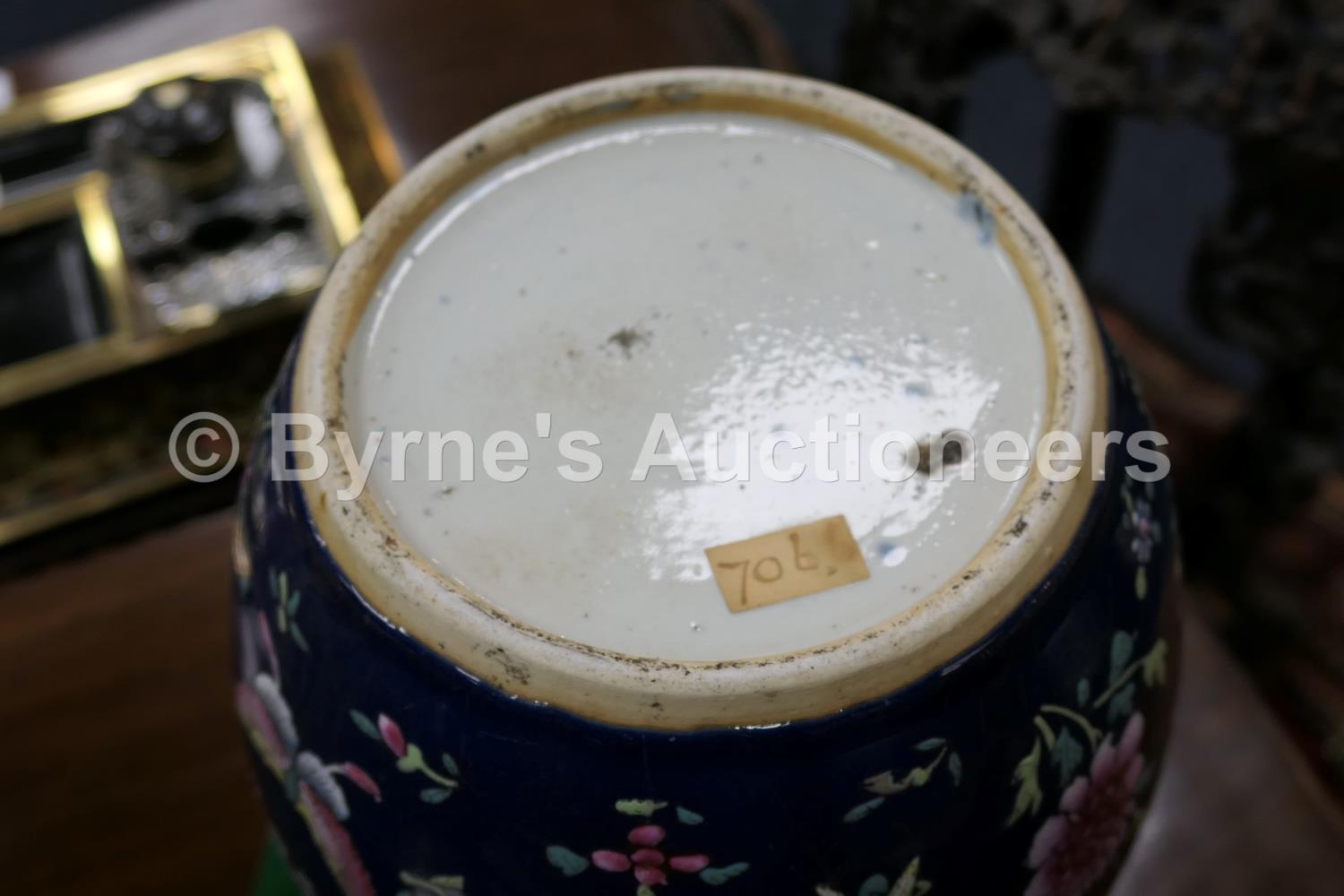 Two Chinese clobbered porcelain jars, 18th or 19th Century, one finished in yellow with butterflies, - Image 15 of 21