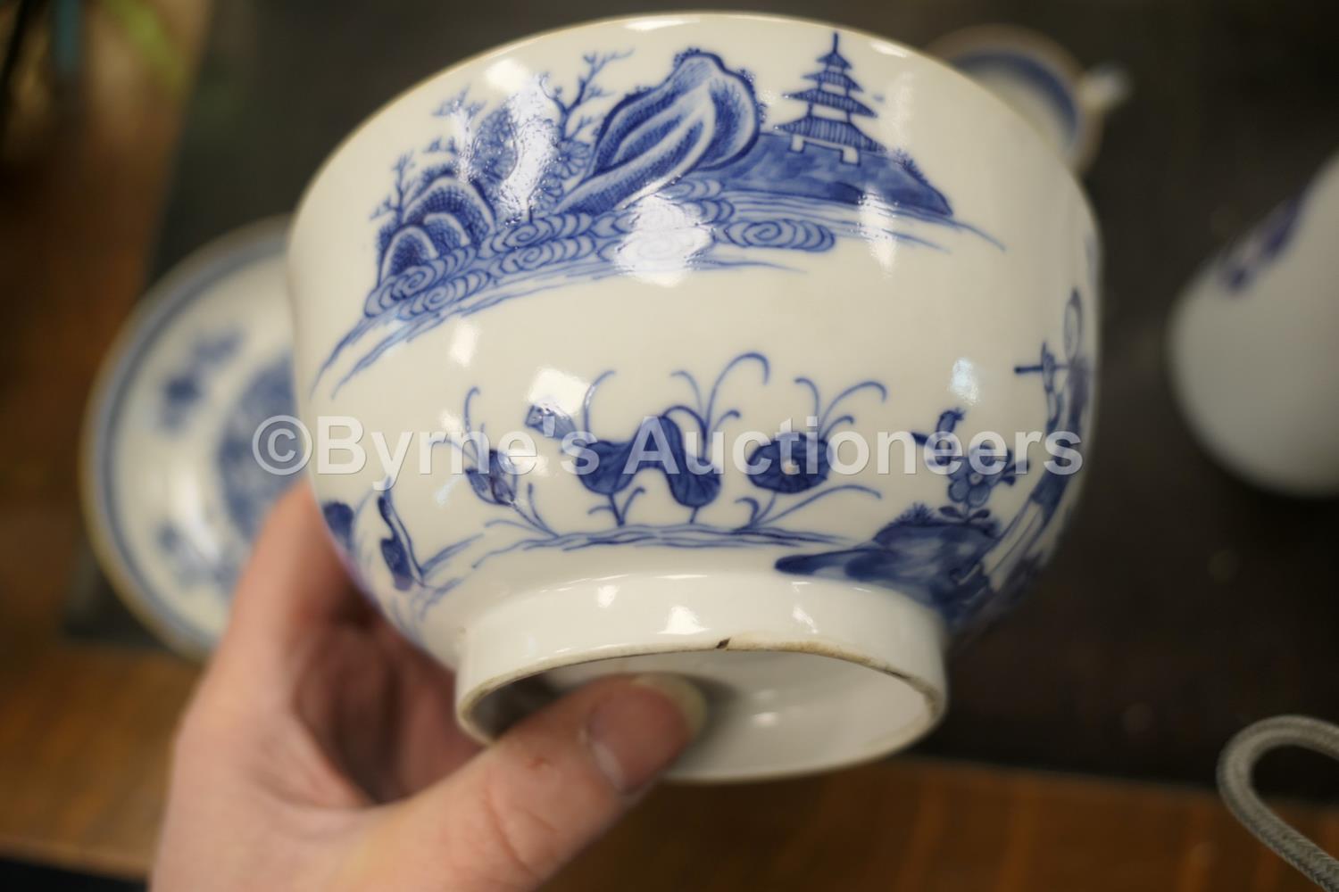 Chinese blue and white teapot and cover, early 19th Century (with damages), height 16.5cm; also a - Image 14 of 17