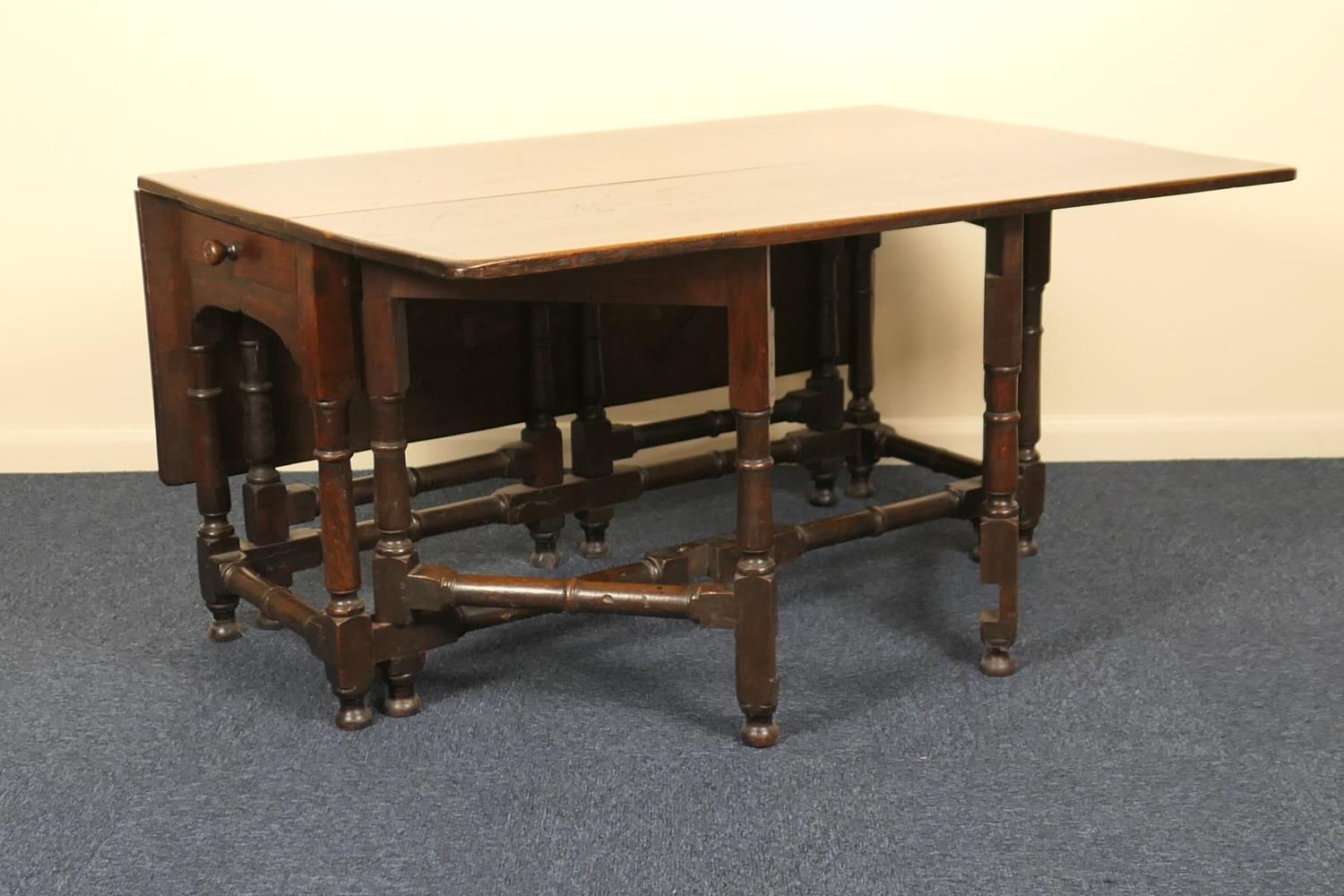 Quality reproduction oak large gateleg table, with two drop leaves, double gates and with a drawer - Image 2 of 2