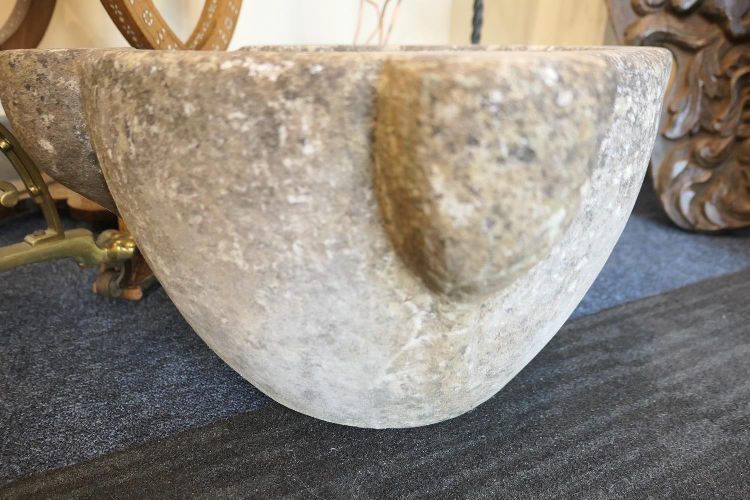 Large weathered marble mortar, 53cm diameter, height 28cm - Image 4 of 7