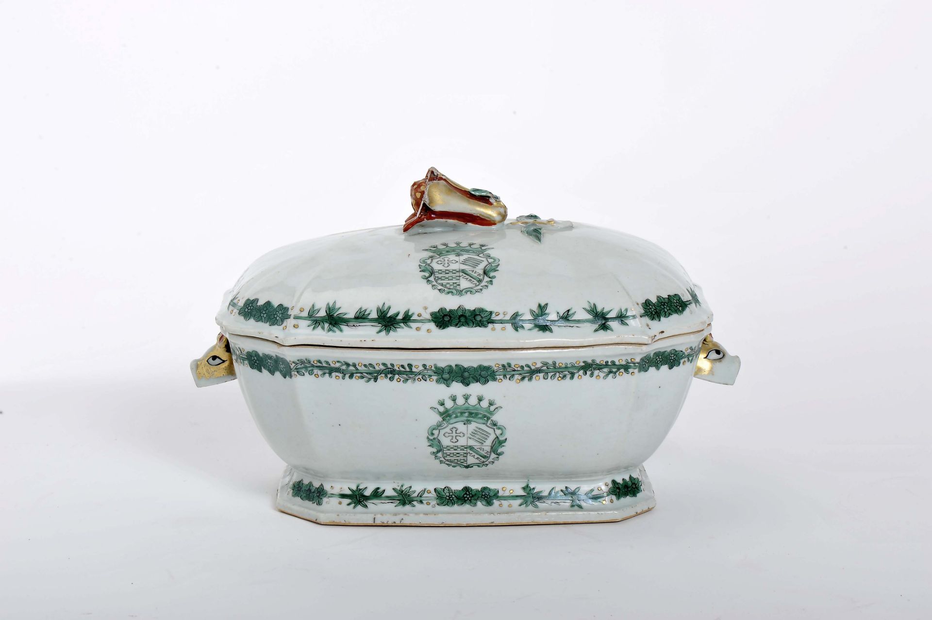 A tureen