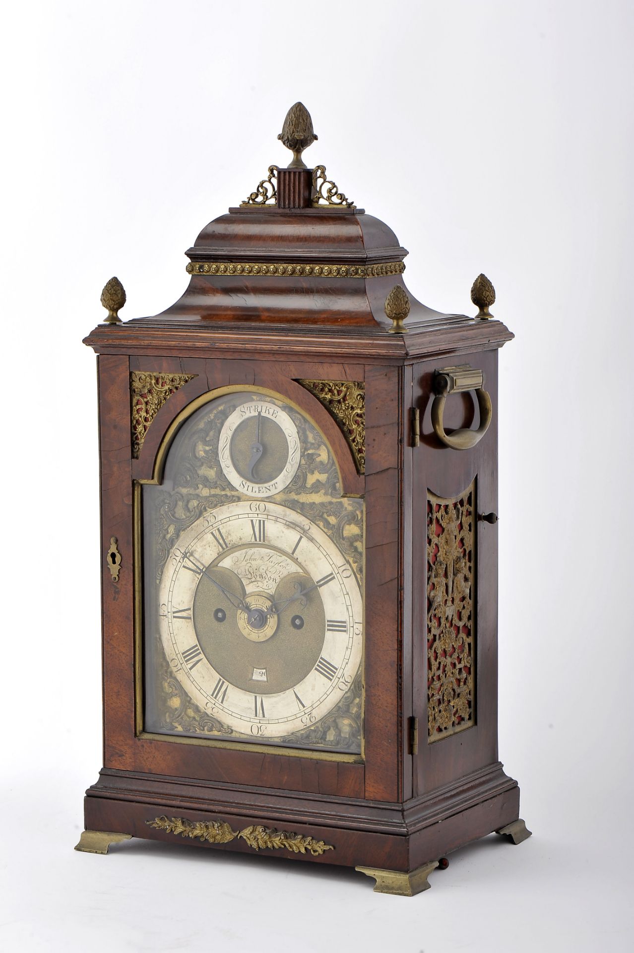 A table clock