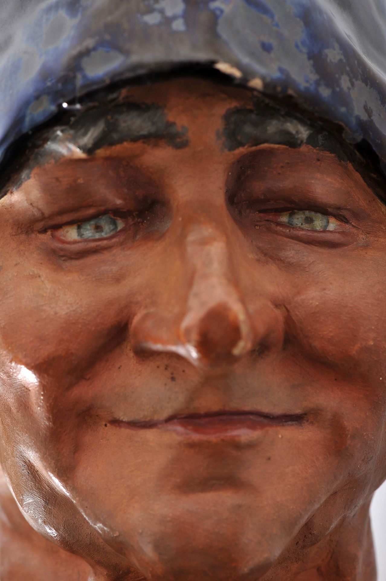 A bust of a blind man - Image 4 of 4