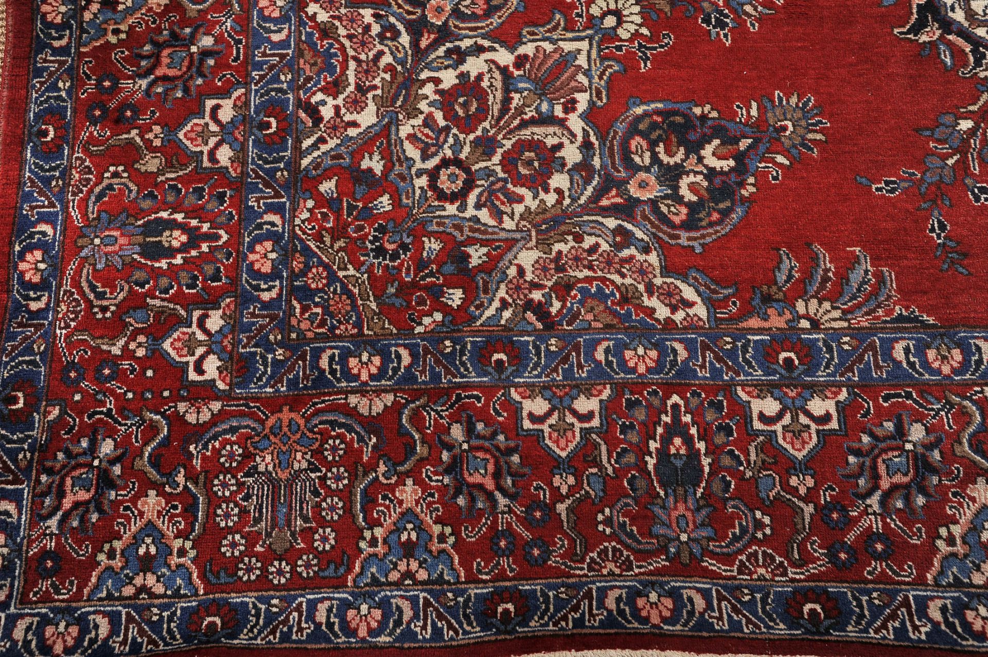 A carpet - Bild 3 aus 3