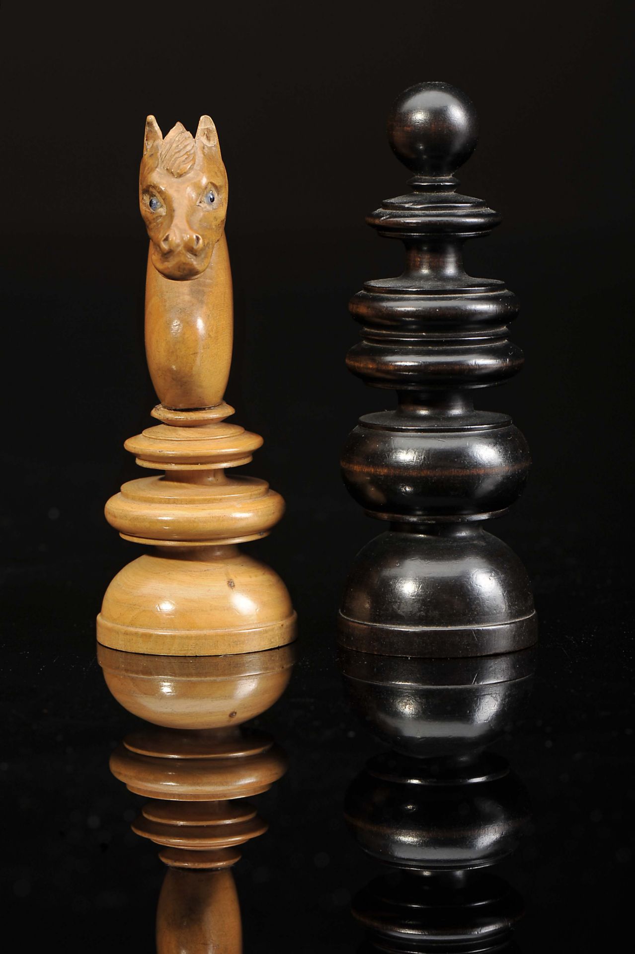 Chess pieces - Image 3 of 4