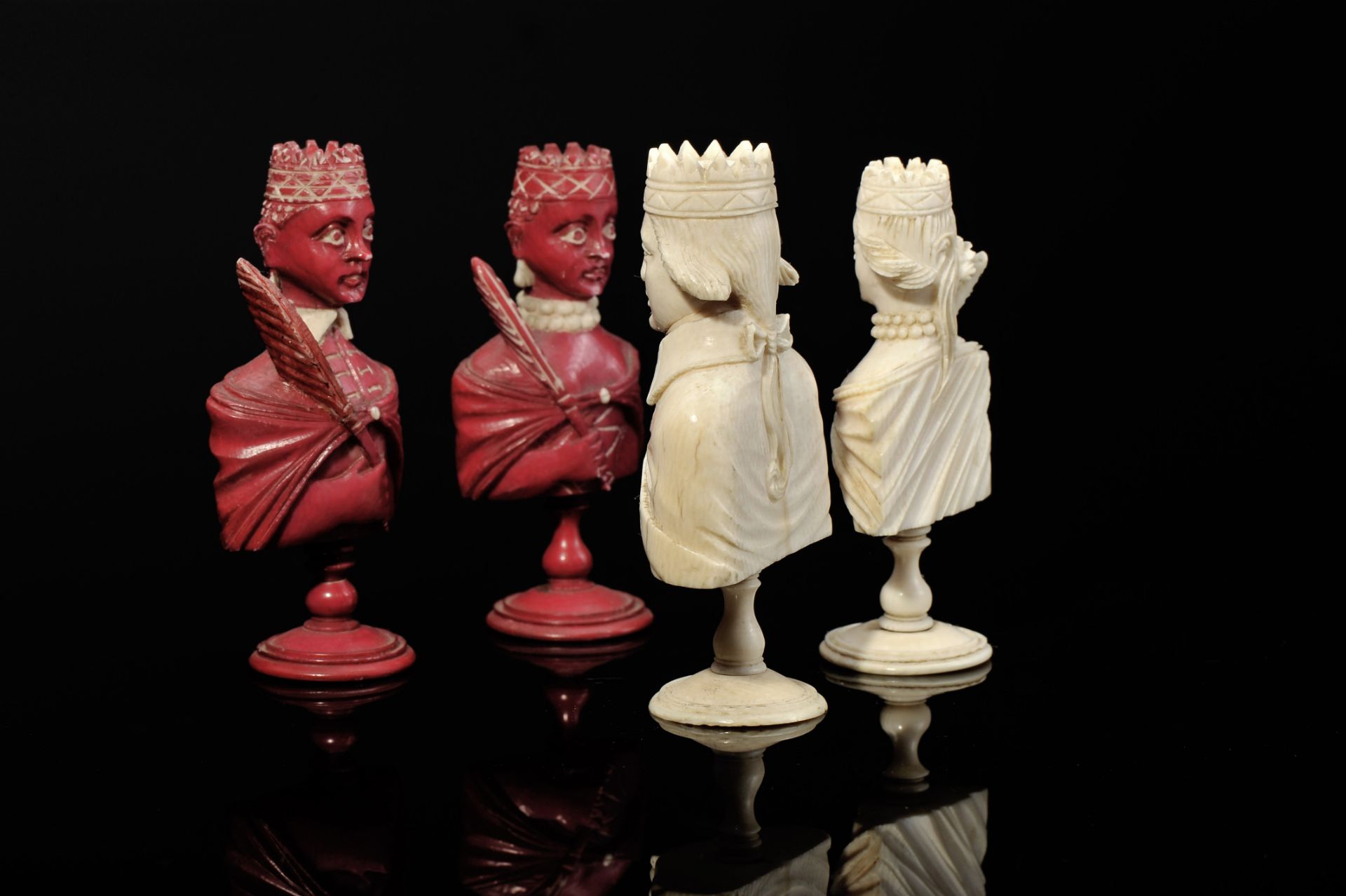 Chess pieces - Image 7 of 9