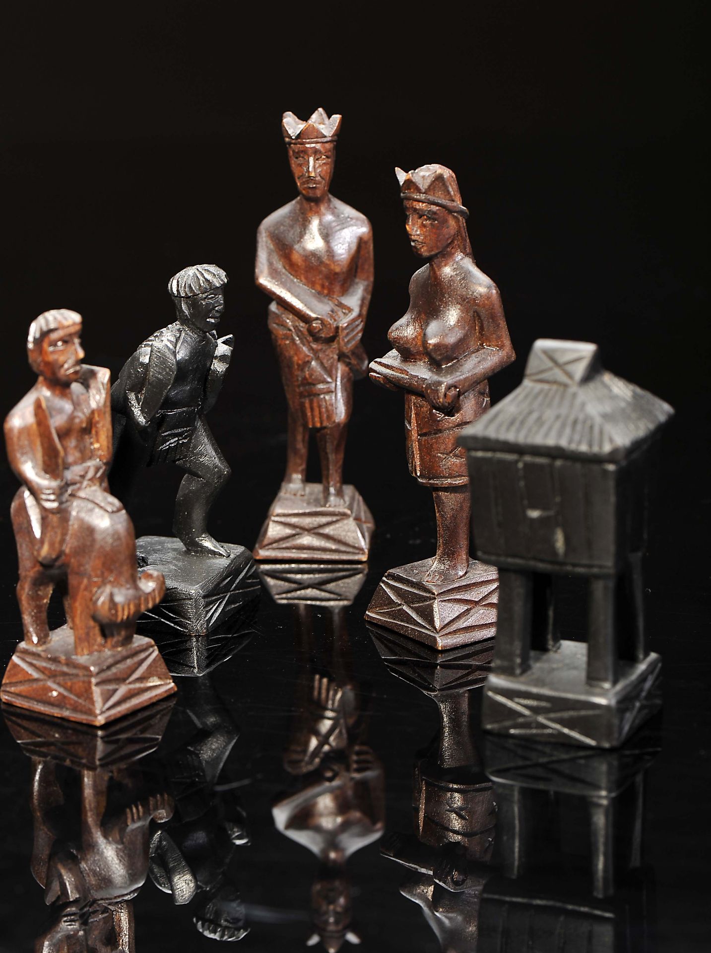 "Jaeger" Chess Pieces - Image 5 of 5
