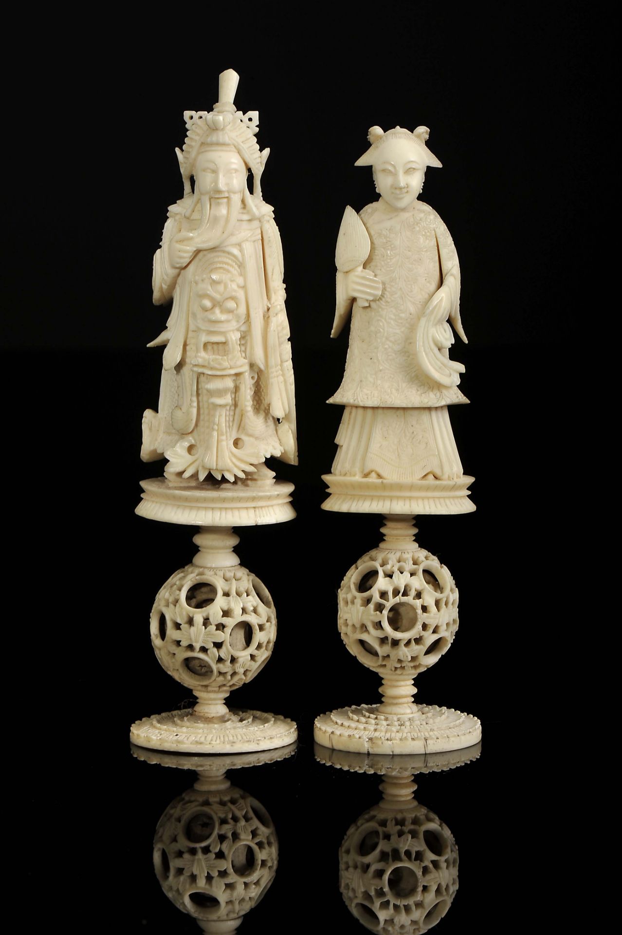 Six Chess Pieces, "Three Kings" and "Three Queens" on "Ball of happiness" - Image 7 of 7