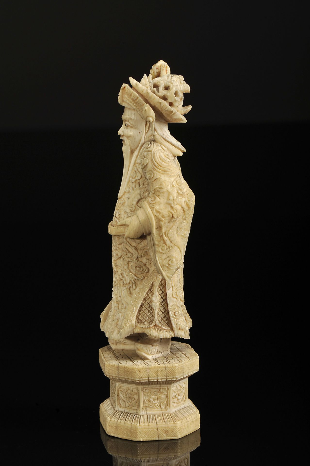 A Chess Piece "King" - Image 4 of 4