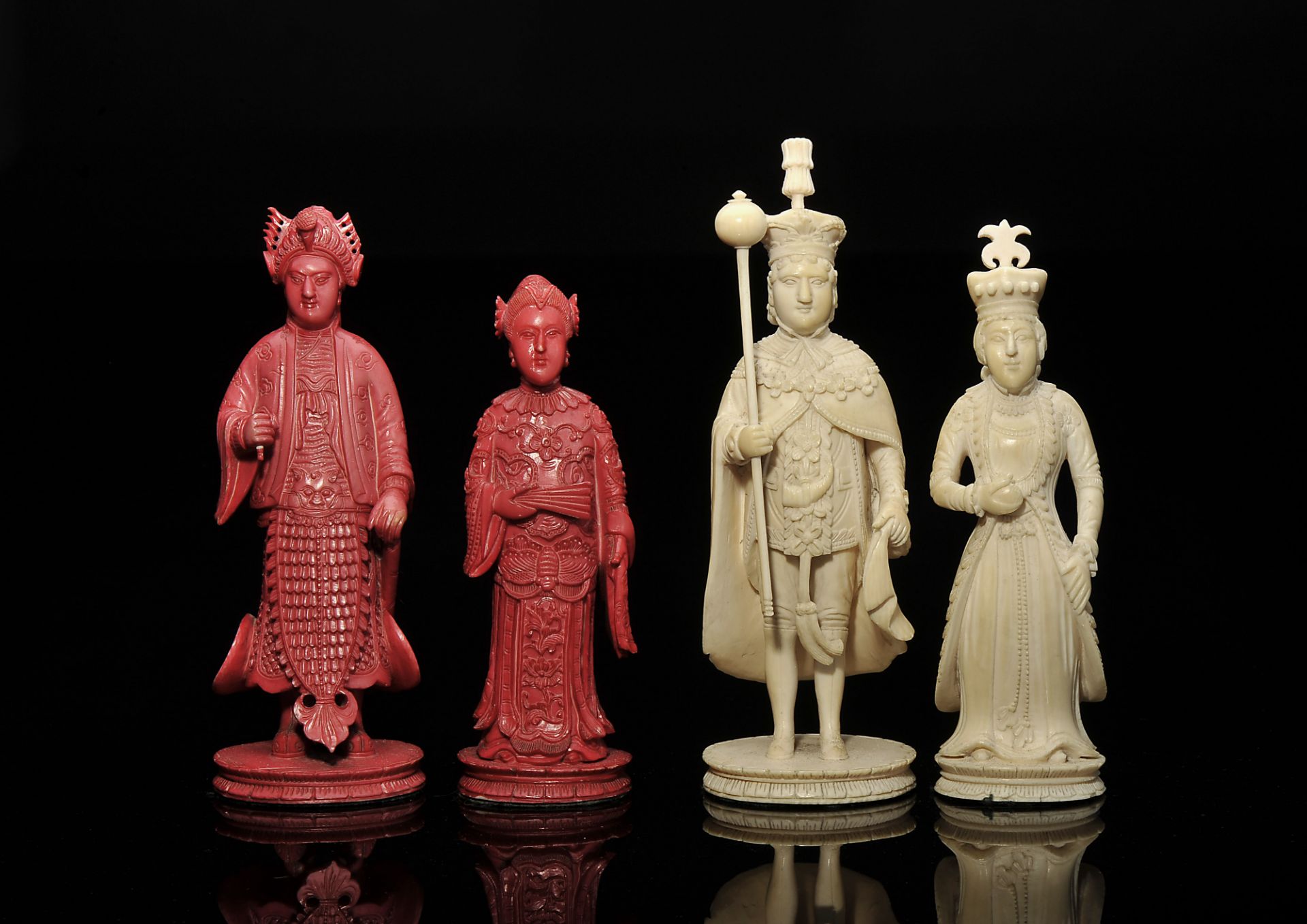 Chess pieces - Image 5 of 8