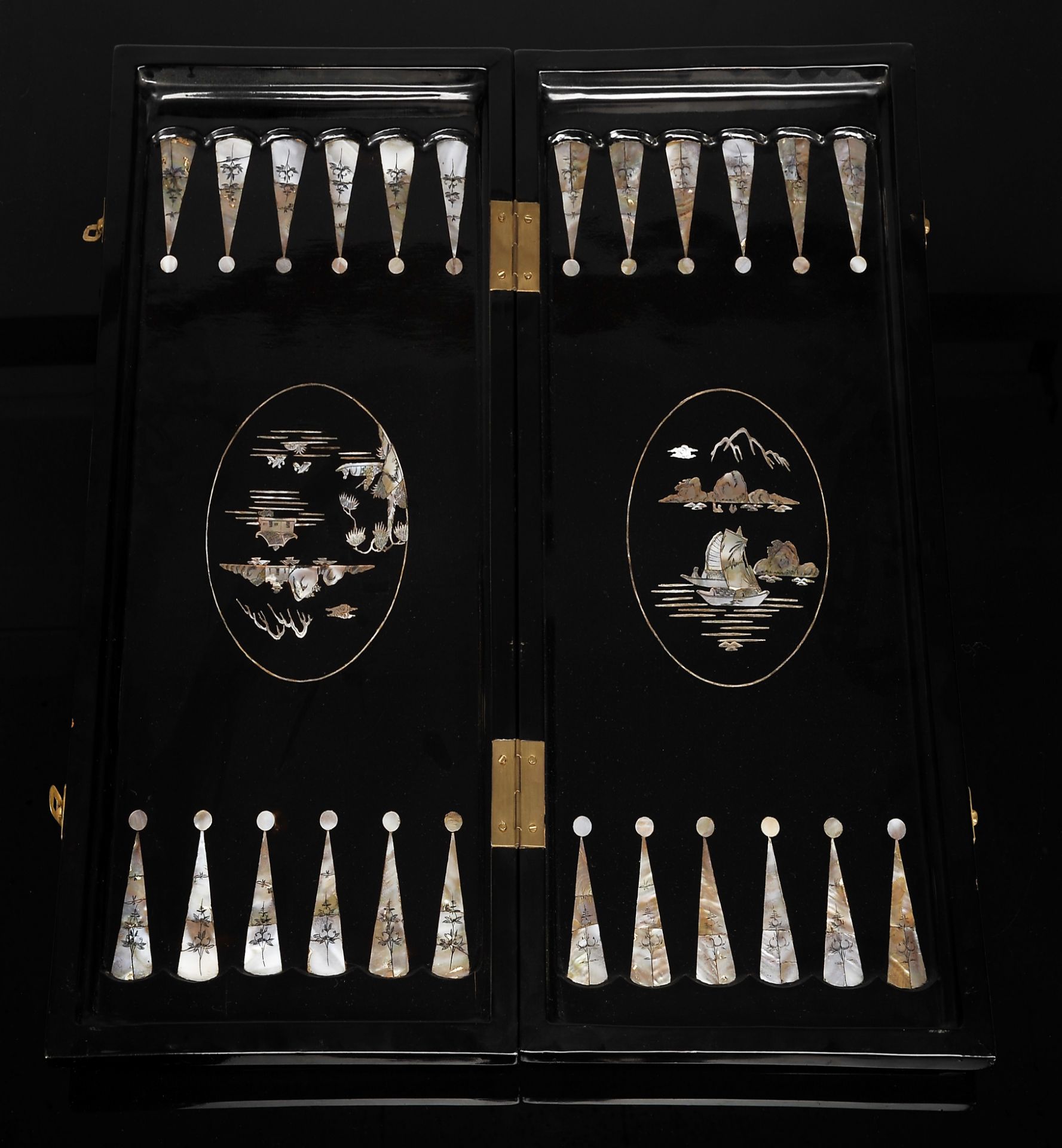 Chess pieces and Chess and Backgammon hinged board closing in a box - Image 5 of 13