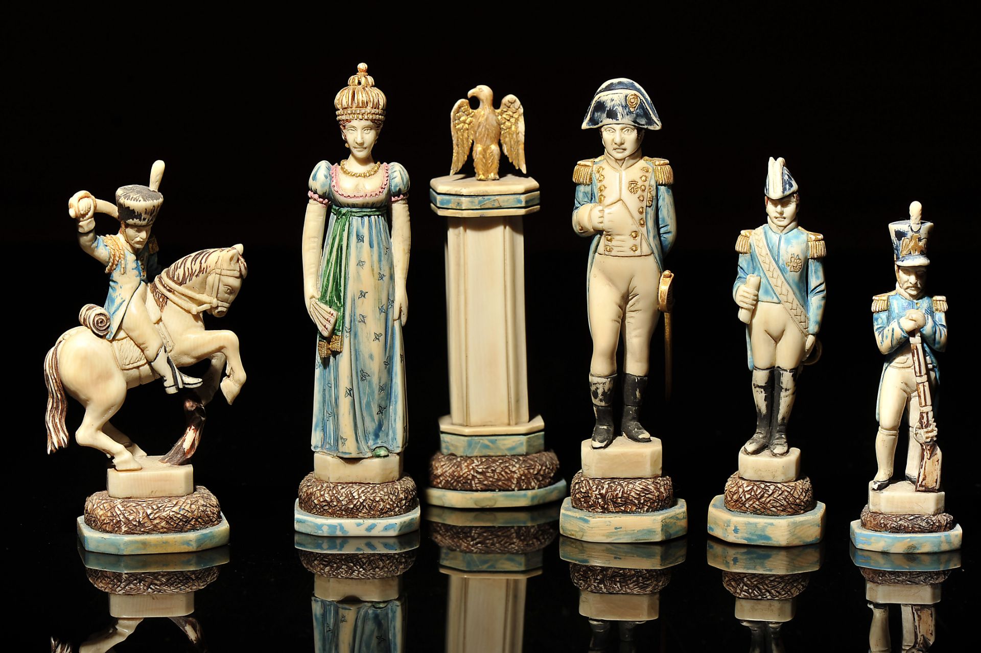 Chess pieces - Image 14 of 20