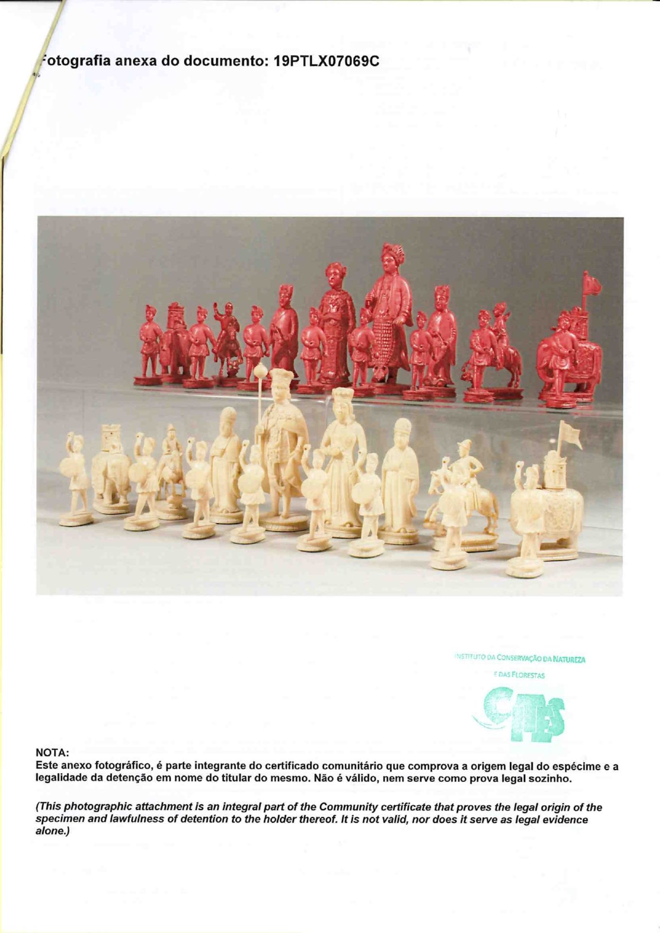 Chess pieces - Image 8 of 8