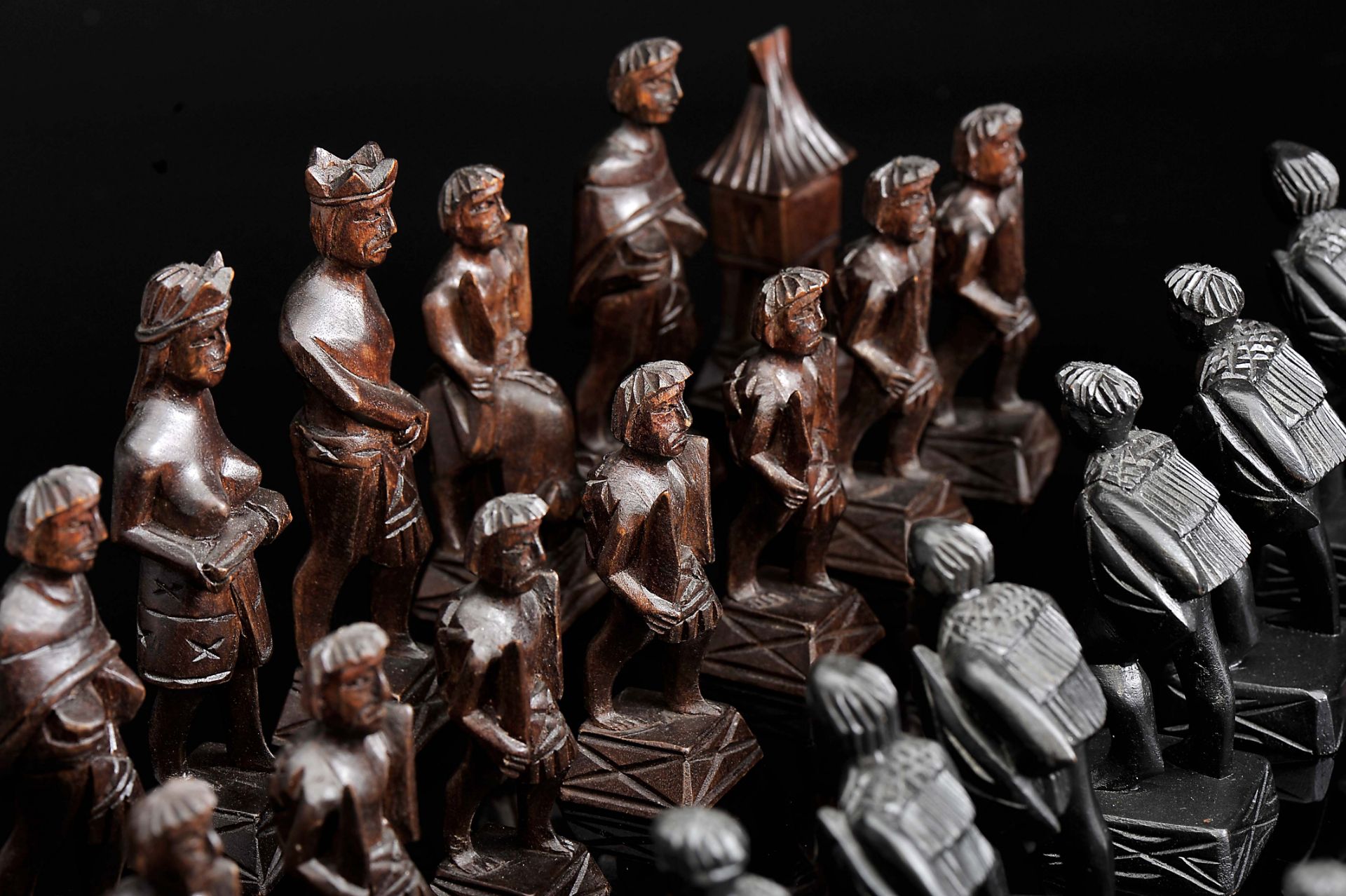 "Jaeger" Chess Pieces - Image 2 of 5