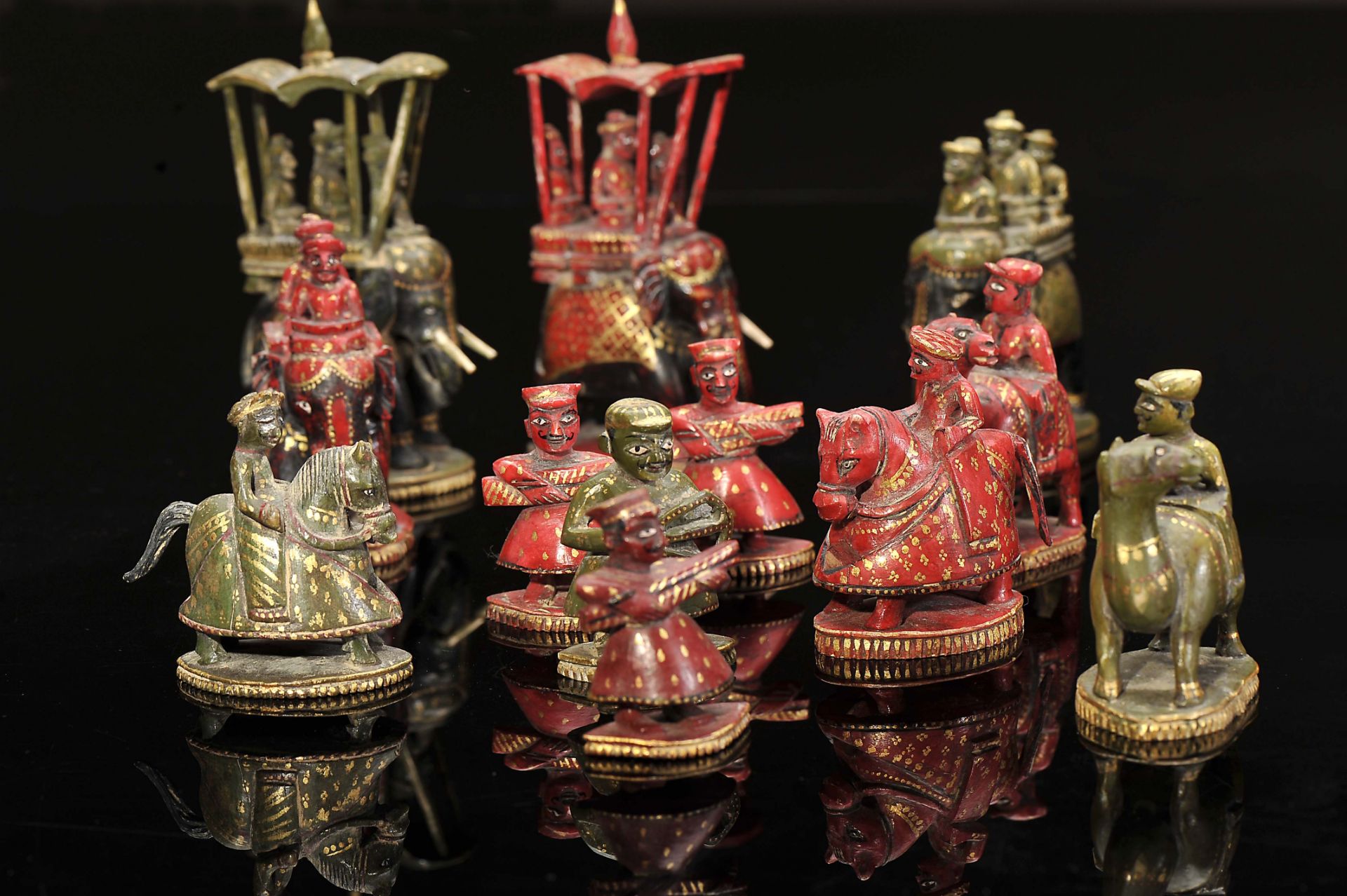 Chess pieces - Image 7 of 10