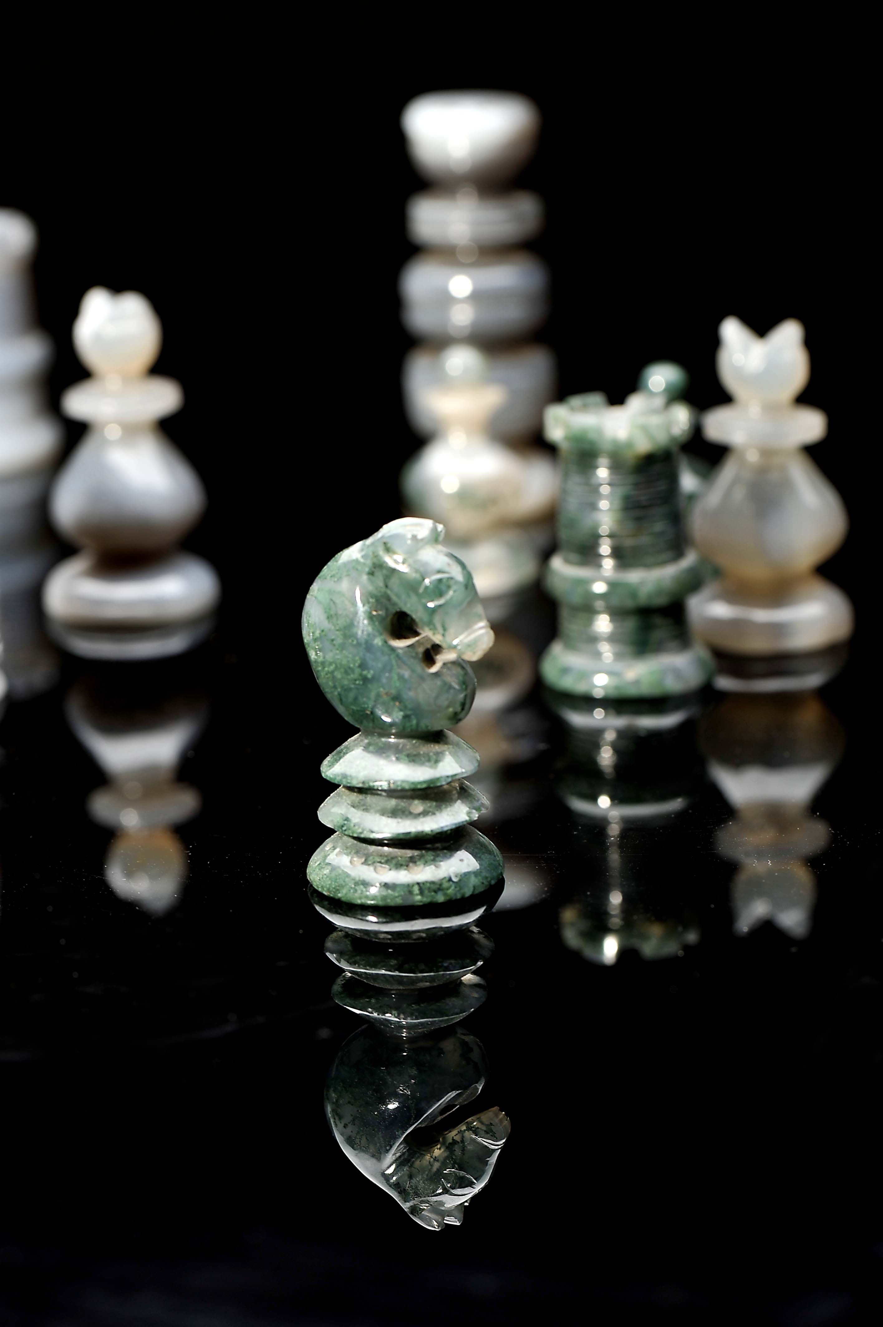 Chess pieces - Image 3 of 7