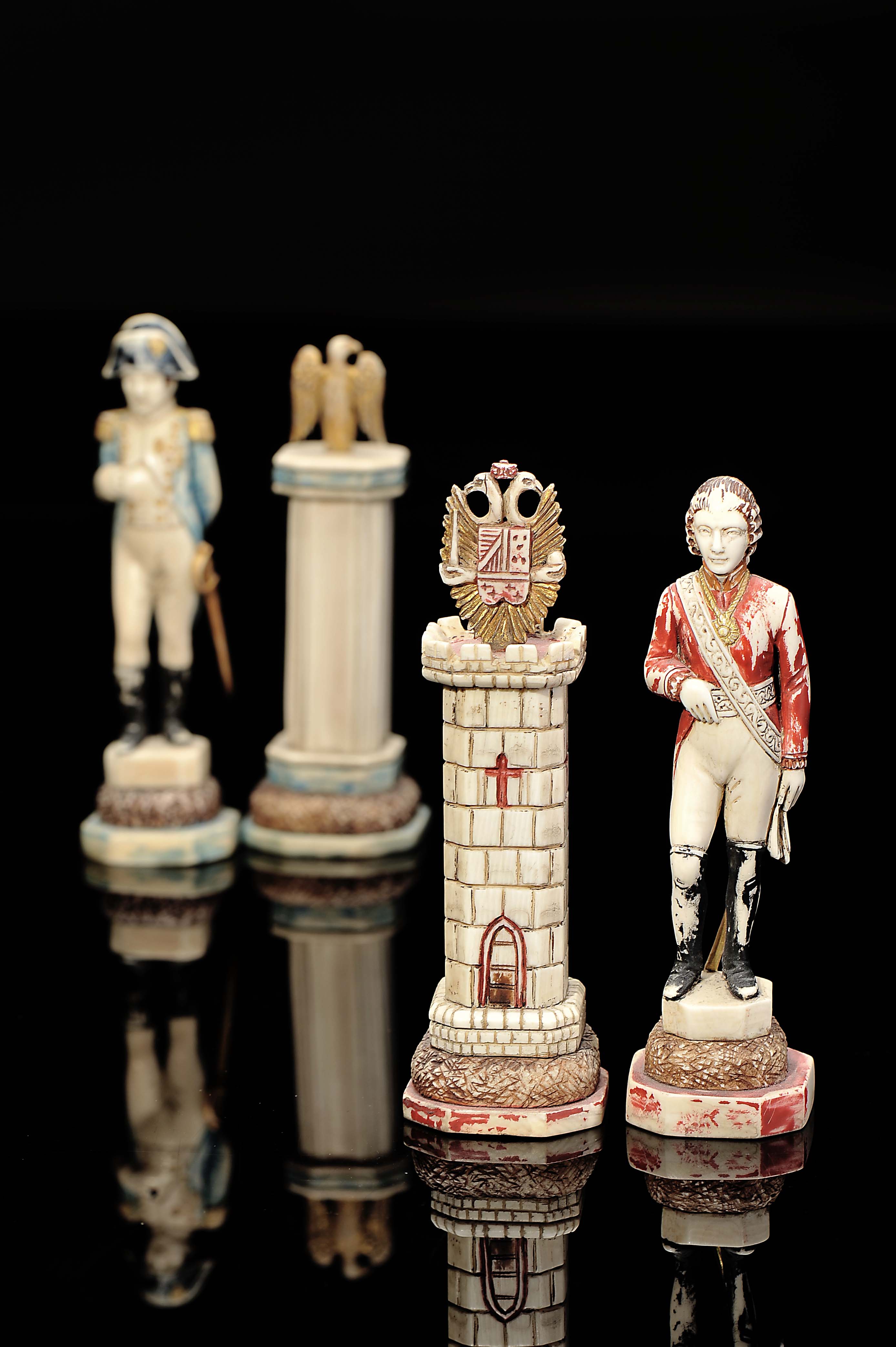 Chess pieces - Image 15 of 20