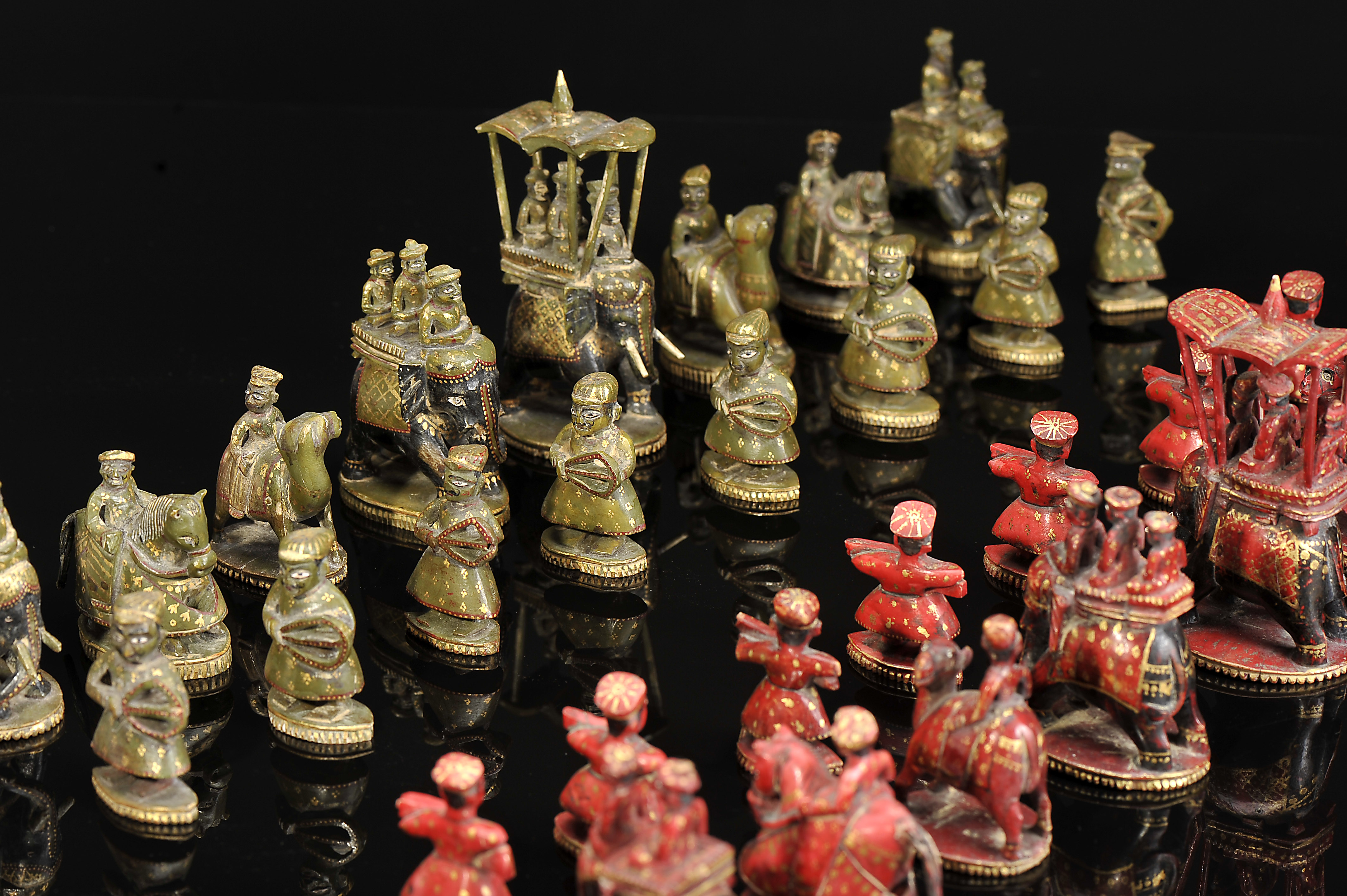 Chess pieces - Image 3 of 10