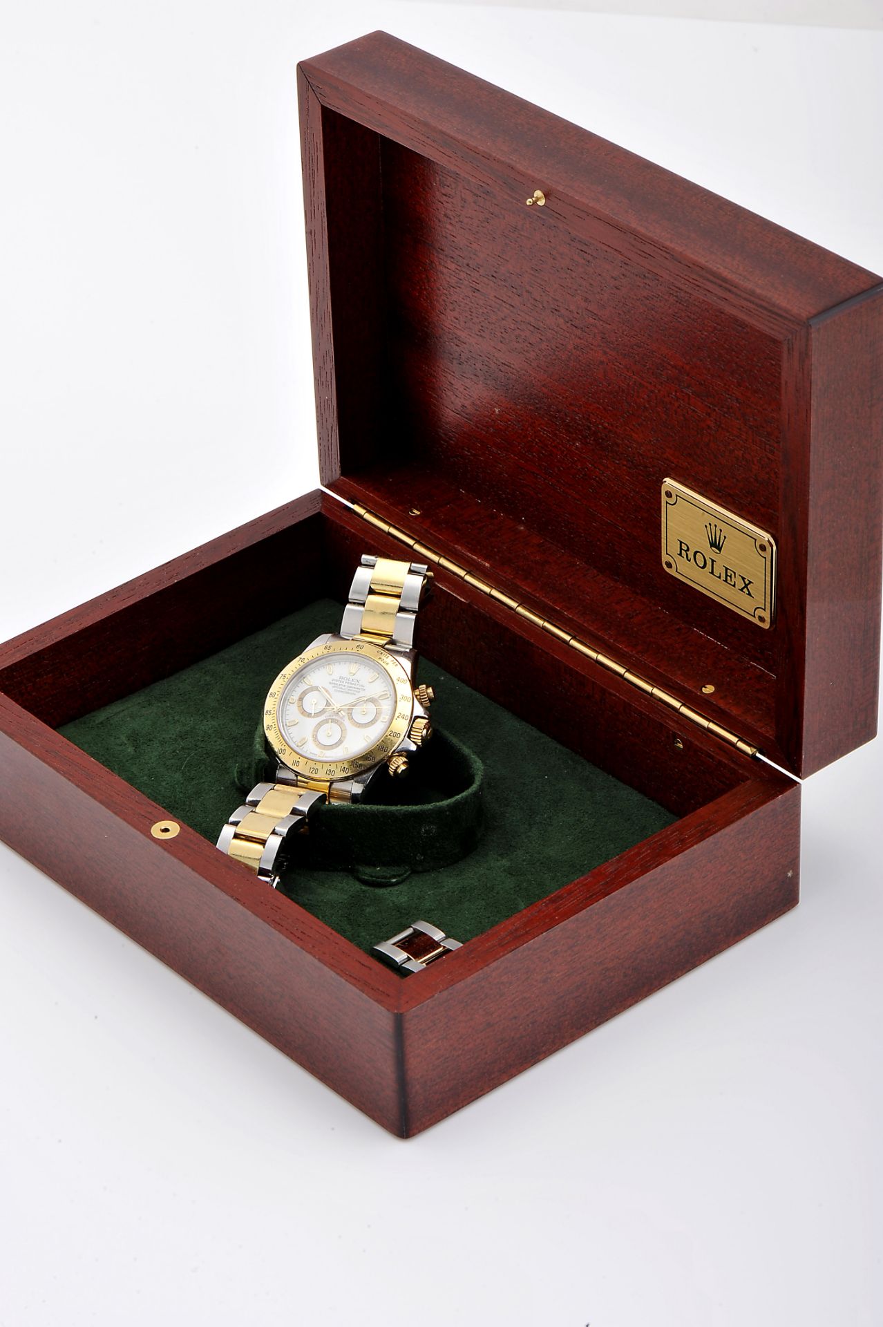 A wristwatch ROLEX, COSMOGRAPH DAYTONA - Image 4 of 4