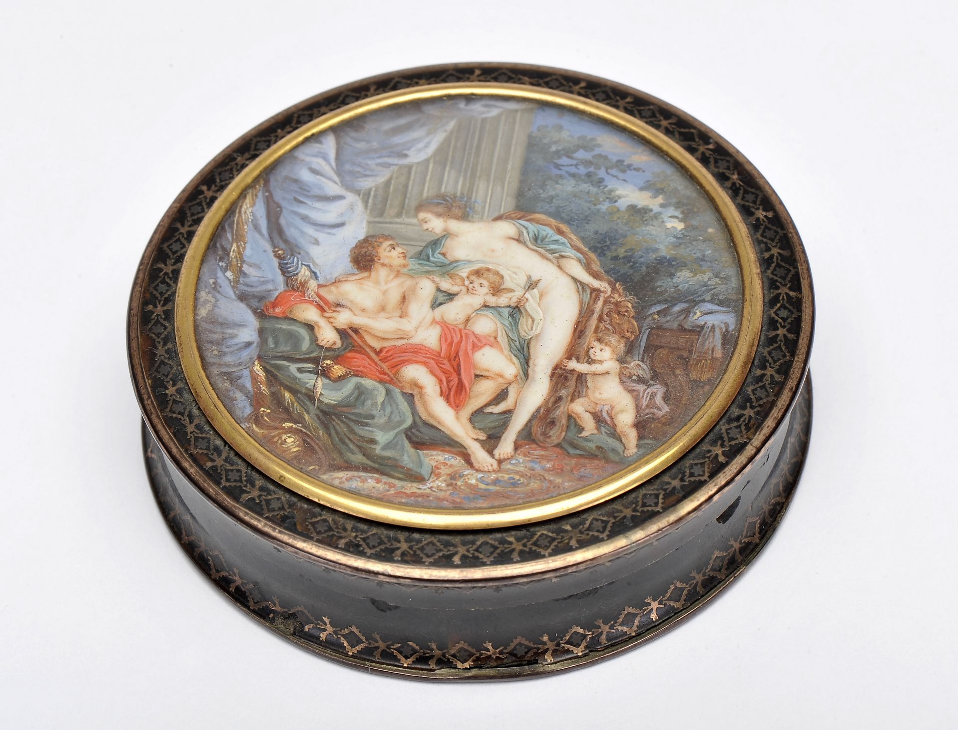 A round box " Hércules e Omphale" - Image 2 of 2