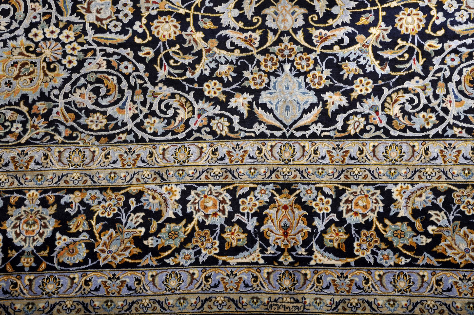 A Keshan carpet - Image 2 of 3