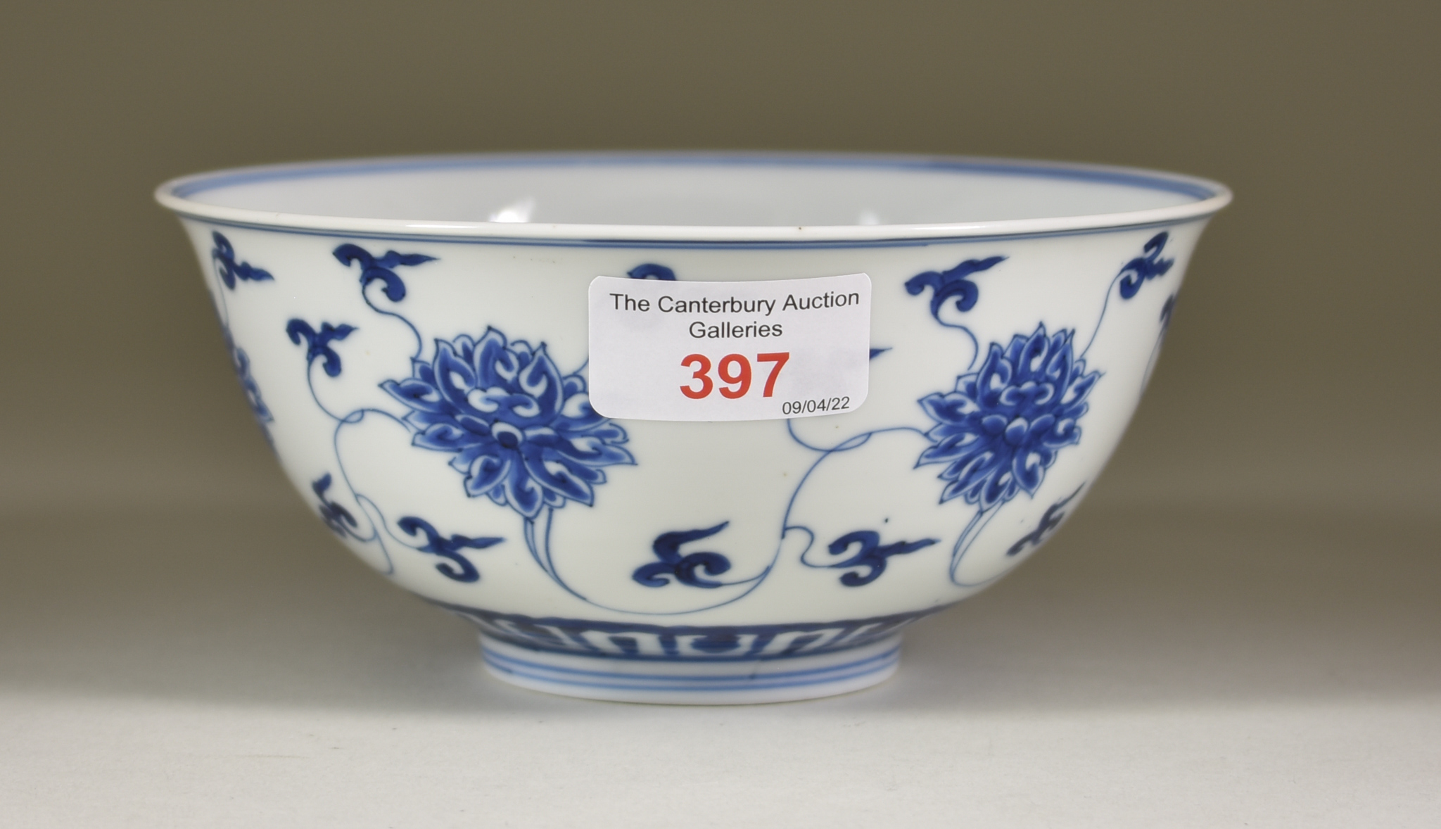 A Chinese Kangxi Blue and White Porcelain Circular Bowl, painted with lotus flowers, 6.5ins (16.5cm) - Image 2 of 8