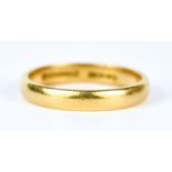 A 22ct Gold Wedding Band, size Q, gross weight 5.1g