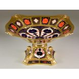 A Royal Crown Derby Bone China 1128 Old Imari Dolphin Bowl Centre Piece, 5.75ins high