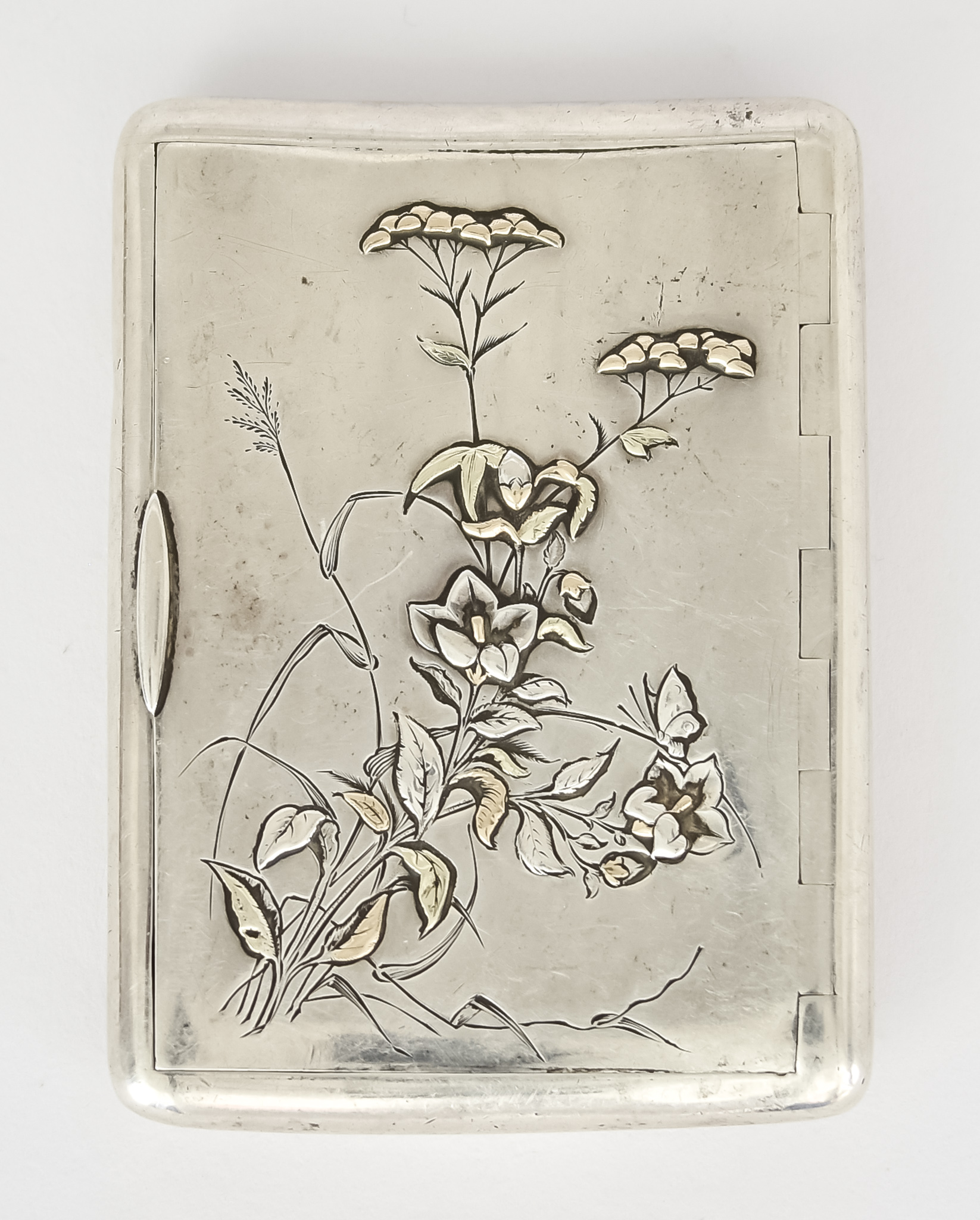 An Edward VII Silver Rectangular Snuff Box, by The Goldsmiths and Silversmiths Ltd, London, 1902, of