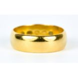 An 18ct Gold Wedding Band, size N, gross weight 5.9g