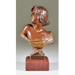 Emmanuel Villanis (1858-1914) - Bronze bust - "Seule", signed and with foundry stamp, on polished