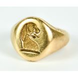 A 9ct Gold Gentleman's Signet Ring, 20th Century, size P, gross weight 11.5g