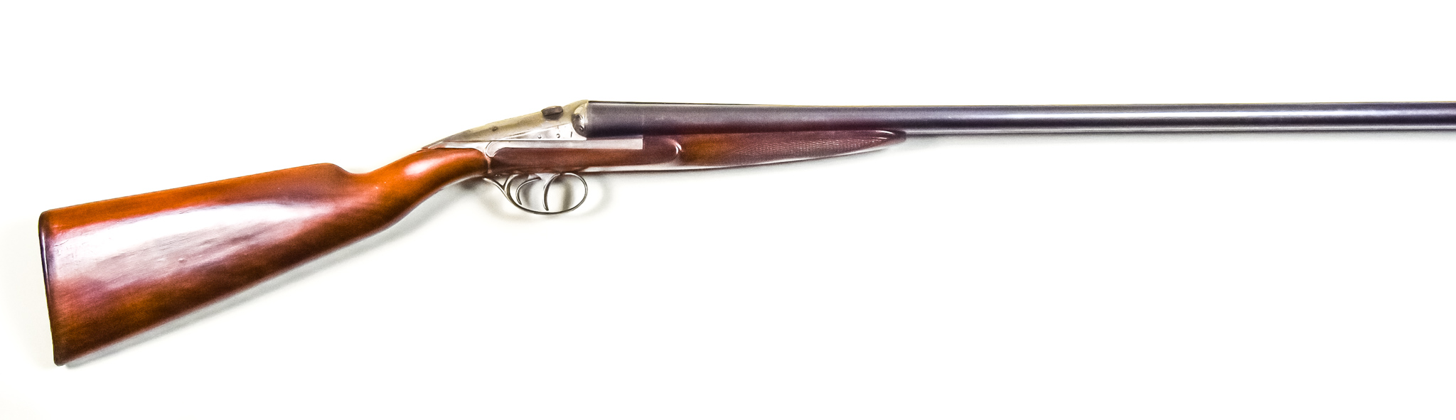 A 12 Bore Side by Side Shotgun by Darne, Serial No. 7L27, 27.5ins blued steel barrels, with raised