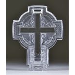 A Lalique "Croix de Berceau aux Angers", Circa 1943/47, in clear and frosted glass, modelled with