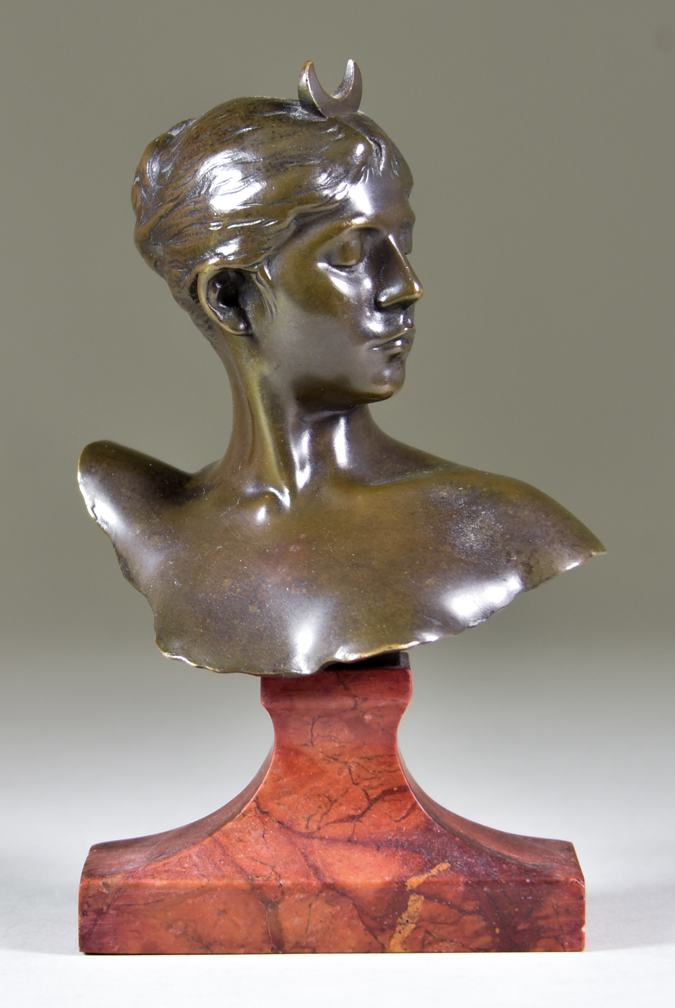 Alexandre Falguiere (1831-1900) - Bronze bust - Diana wearing a crescent moon in her hair, on