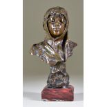 Emmanuel Villanis (1858-1914) - Bronze bust - "Dalila", signed and with foundry mark, on polished