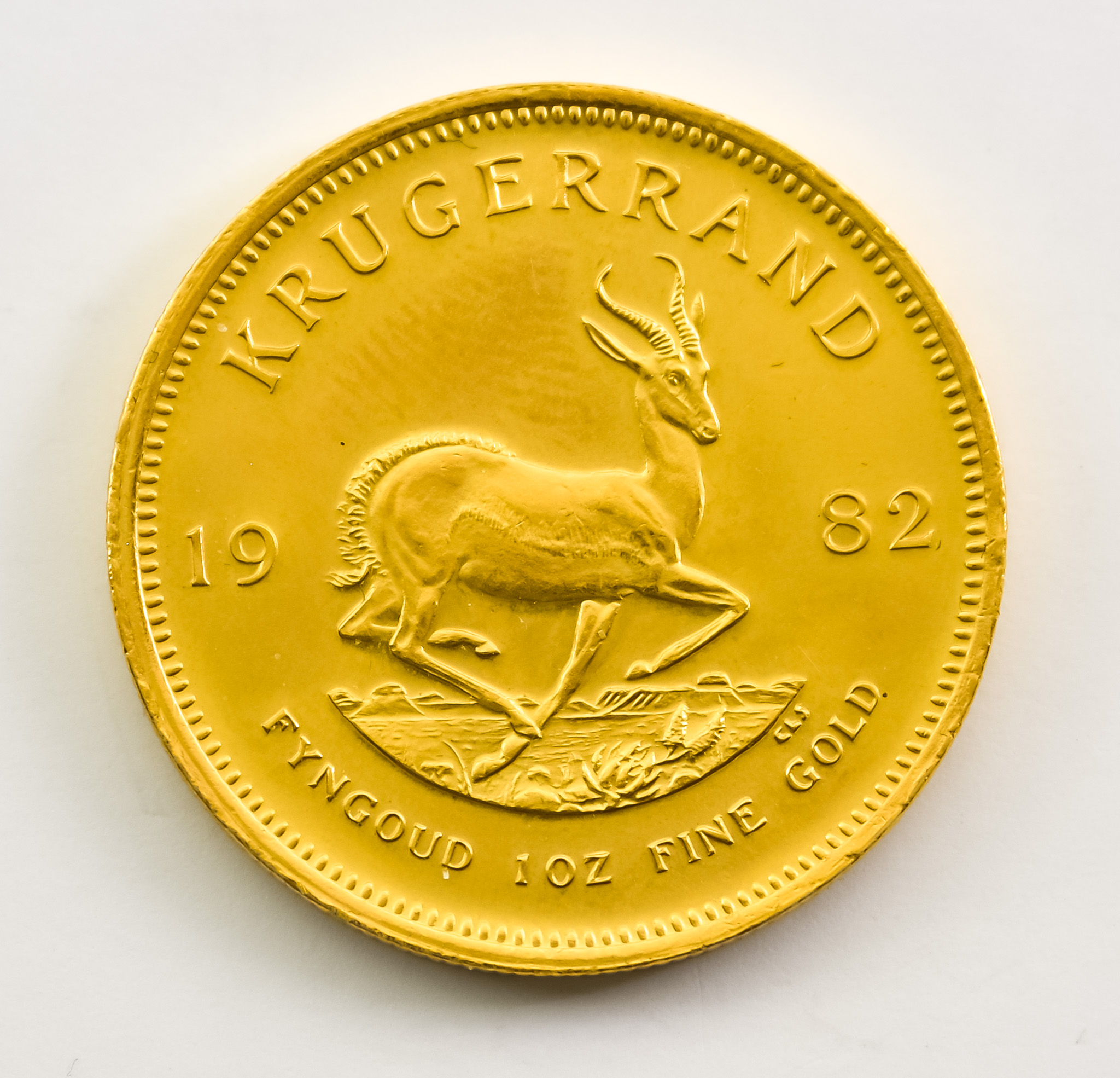 A 1982 South African Krugerrand Coin, fair/fine