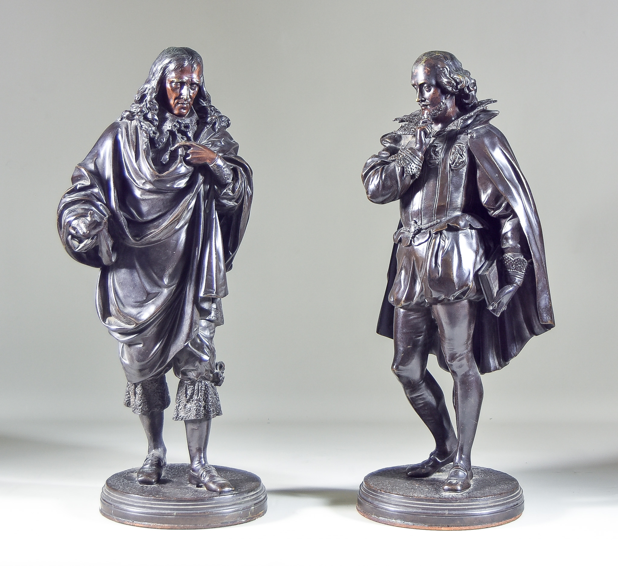 Jean Jules B. Salmson (1823-1902) - Pair of brown patinated bronze standing figures of Shakespeare