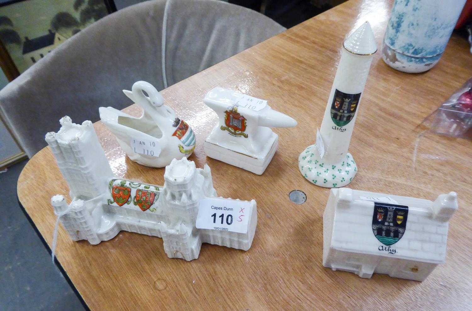 ARCADIAN CHINA SOUVENIR OF ELY IN THE FORM OF ELY CATHEDRAL WITH THE CRESTS OF 'ELY PRIORY' AND 'SEE