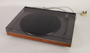 AUDIO EQUIPMENT. A Bang and Olufsen, B&O Beogram 1100 VINYL record player, with original box and