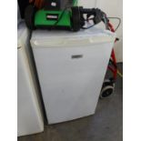 A FRIDGEMASTER SMALL REFRIGERATOR